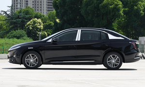 Per Hongqi E-qm5 puro elettrico di lusso EV auto cinesi 4 porte 5 posti a noleggio con 450km 500km 560km autonomia di 610km - Product Image 6