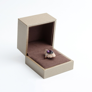 Custom Logo <b>Black</b> Round Flip Jewelry <b>Box</b> with Lid for Women's Gift Packaging - Product Image 3