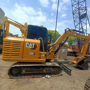 Excavatrice sur chenilles CAT306E2 de 6 tonnes avec godet de 0,3 m³ de capacité, modèle d'occasion CAT306E2 - Product Image 3