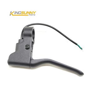 <span class=keywords><strong>Poignée</strong></span> <span class=keywords><strong>de</strong></span> <span class=keywords><strong>frein</strong></span> <span class=keywords><strong>de</strong></span> réparation M365 pour scooter électrique <span class=keywords><strong>Xiaomi</strong></span> Pro, pièces détachées, levier <span class=keywords><strong>de</strong></span> <span class=keywords><strong>frein</strong></span> <span class=keywords><strong>de</strong></span> guidon, accessoires <span class=keywords><strong>de</strong></span> scooter - Product Image 1