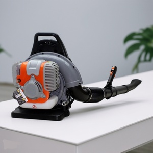 Soplador de Hojas Profesional de Gasolina de 1.45kw 52cc 102m/s de Alta Potencia con Mochila para Limpieza de Jardines y Uso Industrial - Product Image 1