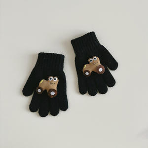 Vente en gros de gants d'hiver mignons et chauds <span class=keywords><strong>pour</strong></span> enfants gants de doigt en forme de <span class=keywords><strong>voiture</strong></span> en 3D tricotant des sports quotidiens <span class=keywords><strong>pour</strong></span> le cyclisme et le ski - Product Image 5
