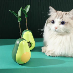2025 Neues Design Interaktives Indoor-Haustiers pielzeug Lustige Kätzchen-Leckereien TPR-Material Avocado Cat Puzzle Feeder Katzenminze Puzzle Tumbler Box - Product Image 1