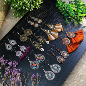 Boucles d'oreilles pendantes bohèmes à pampilles en alliage pour femme, ensemble de bijoux fantaisie pour soirée, plaqué bronze antique, sertissage clos en alliage de zinc - Product Image 3