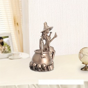 Scultura in Resina di Strega con Calderone in Stile Gotico, Finitura Bronzo Antico, Decorazione per la Casa, Personalizzazione Disponibile - Product Image 4