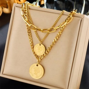 Collier pendentif papillon cœur superposé en zircon et coquille de perle en acier inoxydable plaqué or 18 carats de haute qualité ZYO pour femme, avec motifs lune et étoile - Product Image 6