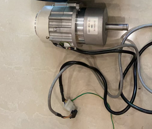 มอเตอร์เซอร์โวแบบไร้แปรงถ่าน สามเฟส AC 110V/220V 1kW 3000 รอบต่อนาที ประสิทธิภาพ IE4 ป้องกันน้ำหยด สำหรับจักรเย็บผ้าอุตสาหกรรม - Product Image 6