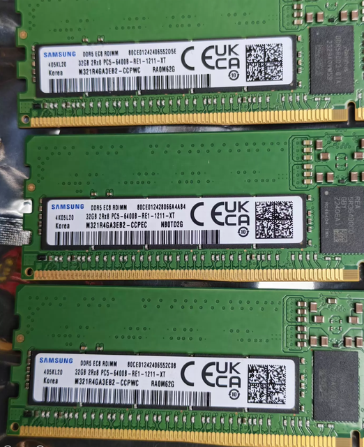 For Used Server Memory DDR5 32GB 6400MHz ECC RDIMM High Speed Stable M321R4GA0EB2-CCP