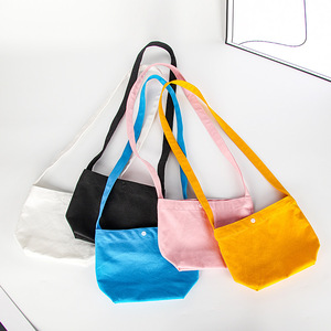 Sac à bandoulière en toile portable personnalisable avec bouton design tendance design unilatéral pour les femmes shopping - Product Image 3