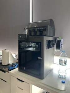 Imprimante 3D Bambu Lab H2d Combo à double buse, CoreXY fermé, vitesse de 1000 mm/s, volume d'impression de 325 mm, multi-matériaux, chambre chauffée active - Product Image 6