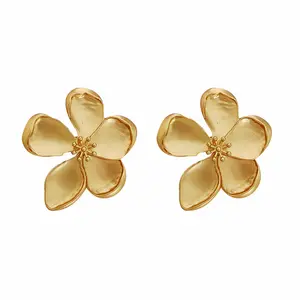 Mode Gold Metall Retro Blume geometrische gedrehte Hoop S925 Silbernadel-Ohrringe Mode Schmuck Geschenke für Damen