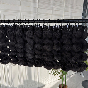 ผมมนุษย์แบบเวฟธรรมชาติ  ดูเป็นธรรมชาติ นุ่มฟู มีเท็กซ์เจอร์  แบบ Double Weft ราคาโรงงาน - Product Image 1