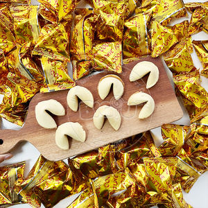 Galletas <span class=keywords><strong>de</strong></span> <span class=keywords><strong>la</strong></span> <span class=keywords><strong>Suerte</strong></span> Dulces y Deliciosas <span class=keywords><strong>de</strong></span> Fabricante Chino, Galletas <span class=keywords><strong>de</strong></span> <span class=keywords><strong>la</strong></span> Fortuna en Paquete Individual, Snacks Populares con Mensajes - Product Image 1