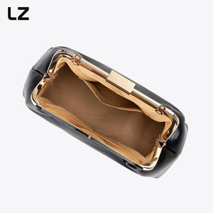 LZ กระเป๋าสะพายข้างหนัง PU ของผู้หญิงกระเป๋าคลัทช์แบบพกพากระเป๋าถือแฟชั่นสำหรับผู้หญิงพร้อมห่วงโซ่สำหรับงานปาร์ตี้สบายๆสำหรับฤดูร้อนฤดูหนาว - Product Image 6