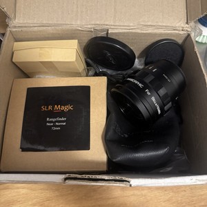 Lente Anamórfica Kowas 10x-20x Óptica Gran Angular de 145° Resistente al Agua 30m 4K HD Pantalla de 3.6" + SLR Magic - Product Image 1