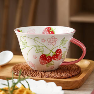 Vente en gros de tasses à café personnalisées de haute qualité, motif de dessin animé mignon, capacité de 650 ml, utilisable au micro-ondes et au lave-vaisselle, pour les fêtes, en céramique - Product Image 2