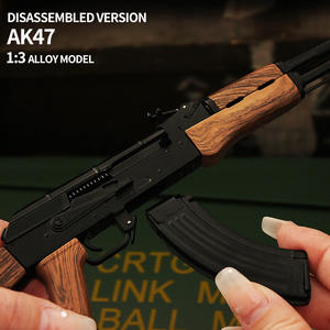 Pistolets miniatures <span class=keywords><strong>AK47</strong></span> miniatures Pistolets miniatures en métal Ornements d'assemblage Pistolet à fusil Modèle Ak 47 Jouet en alliage plastique - Product Image 6