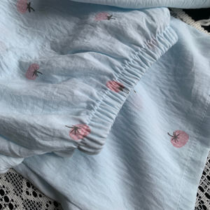 Conjunto de Pijama de Franela de Doble Gasa de Dos Piezas con Estampado de Fresas y Manga Larga del Comerciante, Ideal para <span class=keywords><strong>Dormir</strong></span> en Casa con Almohadilla - Product Image 2