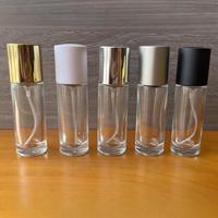 Flacon pulvérisateur de parfum miniature en verre transparent de 10 ml, bouchon plaqué or, rechargeable, atomiseur portable de voyage, personnalisable, flacon YM