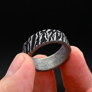 Anillo de acero inoxidable para hombre yunnique, diseño vikingo con patrón de grietas, estilo minimalista, joyería de moda, regalo, tallas 7, 8, 9, 10, 11, 12, 13 - Product Image 2