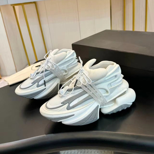 Sneakers de créateur haut de gamme, chaussures décontractées tendance à semelles épaisses, chaussures rehaussantes pour la marche. - Product Image 1