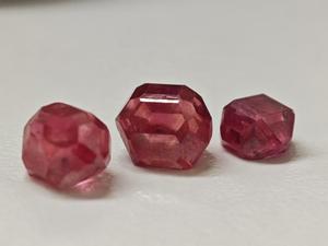 เพชรดิบสังเคราะห์ CVD HPHT สีชมพู ฟ้า เขียว เหลือง สำหรับทำเครื่องประดับ - Product Image 3