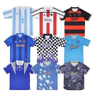 Uniforme Deportivo Sublimado, Camisetas de Fútbol Retro Clásicas Vintage, Jersey de Fútbol Personalizado con Cuello en V, Unisex, 100% Poliéster - Product Image 1