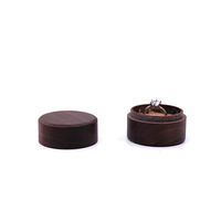 Boîte à bijoux en bois massif de luxe personnalisée, boîte d'emballage vintage marron pour bagues, boucles d'oreilles, colliers, boîte de présentation de cadeaux