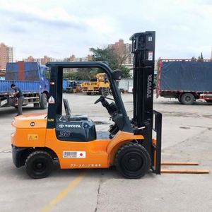 Máquina de Combustión Interna Diésel-Eléctrica de Alta Eficiencia para Montacargas Toyota 7F30, Precio de la Máquina de Combustión Interna Diésel-Eléctrica Usada - Product Image 3