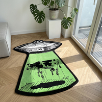 Original Fabrik-Illustration UFO-Kuh-Abduktions-Teppich Neuartiger Alien-förmiger Teppich Waschbare Bodenmatte