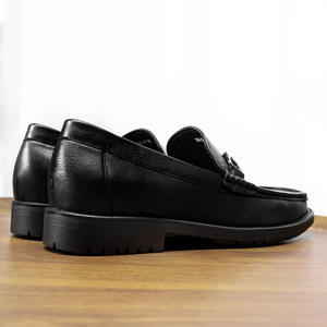 Chaussures en cuir pour hommes de qualité supérieure, à bout rond, avec boucle latérale, décontractées, respirantes, antidérapantes, fabriquées à la main, en cuir véritable - Product Image 2