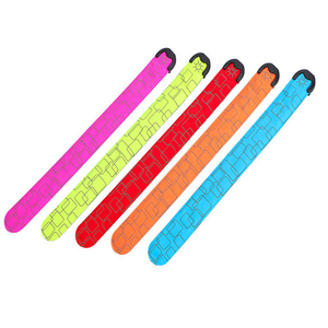 Led Glow Vòng đeo tay ánh sáng lên Slap Ban nhạc cổ tay thời trang ban đêm an toàn thể thao có thể điều chỉnh phản xạ <span class=keywords><strong>armband</strong></span> chiếu sáng LED dây đeo cổ tay - Product Image 5