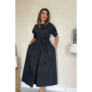 Robe trapèze noire en popeline à col rond, taille naturelle, confortable, pour le bureau - Product Image 2