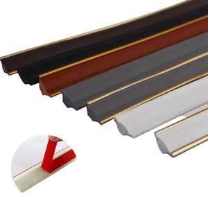 Bande décorative d'angle intérieur moderne en PVC, <span class=keywords><strong>moulure</strong></span> de plafond et de <span class=keywords><strong>mur</strong></span>, résistante à la pourriture, longueur 5 m, installation facile, sans peinture - Product Image 3