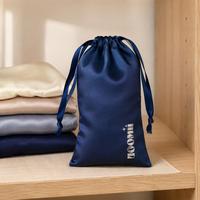Sac en satin OEM avec cordon de serrage, sac personnalisé pour cadeaux, sac anti-poussière, emballage pour bijoux et vêtements, vente en gros