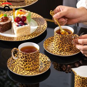 Nouvel ensemble <span class=keywords><strong>de</strong></span> 6 tasses en porcelaine fine 220 ml, motif Flora moderne 2025, avec soucoupes, personnalisables, pour le thé <span class=keywords><strong>de</strong></span> l'après-midi, <span class=keywords><strong>prix</strong></span> usine - Product Image 3