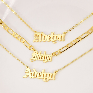 Collier en or plaqué PVD de style ancien anglais, collier avec nom, chaîne figaro, chaîne en boîte, cadeau personnalisé pour femmes, imperméable, anti-ternissement - Product Image 1