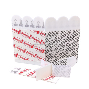 Strisce di ricambio 3M 17020 Command piccole, medie e grandi, biadesive, per fissaggio a parete, strisce di ricambio. - Product Image 2