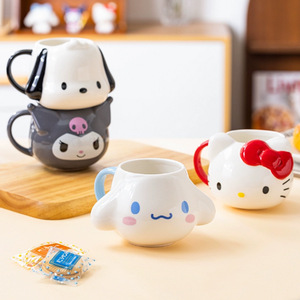 In Vendita Tazza Kawaii Hallokitty Rossa per Bambini Simpatico Cartone Animato in Ceramica a Rilievo Sanrio Borraccia Trasparente per Acqua - Product Image 3