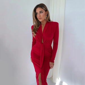 Robe longue à manches longues simple et <span class=keywords><strong>sexy</strong></span> pour femmes avec ceinture plissée irrégulière - Product Image 1