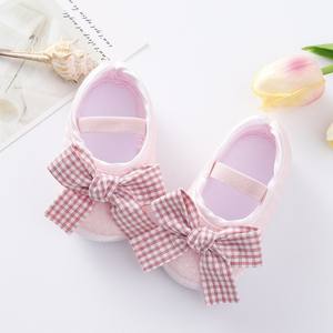 Produsen Grosir Sepatu Bayi Perempuan 0-10 Bulan, Sepatu Bayi Perempuan dengan Ikat Elastis, Sepatu Putri Berpita, Sepatu Bayi Baru Lahir - Product Image 5