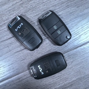 Chìa khóa điều khiển từ xa Soluto Flip 2 nút 433MHz 95430-H7300 MK3 95430-H7300 Các bộ phận và linh kiện thân xe khác - Product Image 4