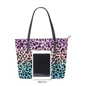 Nouveauté Sacs fourre-tout personnalisés à imprimé léopard rose Sacs fourre-tout en cuir PU de haute qualité Sacs à main pour femmes 2025 - Product Image 3