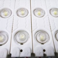 Module LED miniature SMD 12V 3 lumières pour enseigne, lentille 1,5W, injection de boîtier, modules LED 2835, Chine