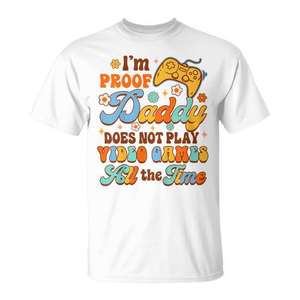 Camiseta para papá de gamers, con la frase: Soy prueba de que papá no juega videojuegos todo el tiempo - Product Image 1