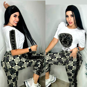 Damen Sommer Mode Elegantes Bedrucktes Lässiges Zweiteiler-Shorts-Set Atmungsaktives Spandex/Polyester Über Knie 2 Farben Top - Product Image 3