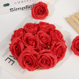 Pétalos de Rosa Simulados, Flor de Seda de Alta Simulación, Decoración para Bodas y Hogar, Estilo Clásico, Reutilizables y Reciclables - Product Image 1