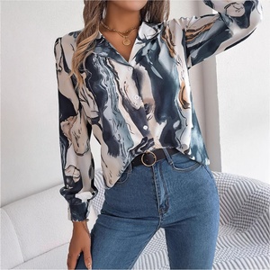 <span class=keywords><strong>Camisa</strong></span> <span class=keywords><strong>de</strong></span> Manga Larga con Cuello <span class=keywords><strong>de</strong></span> Traje a Rayas en Contraste <span class=keywords><strong>de</strong></span> Color, Estilo Casual Europeo y Americano para Mujer, Primavera/Verano - Product Image 3