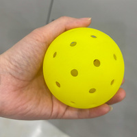 Vente directe d'usine, balles de pickleball rotatives durables sans couture de 74 mm à 48 trous, balles de pickleball de compétition