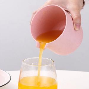 Mini-presse-agrumes manuel portable pour oranges et citrons, presse-fruits multifonction à rotation manuelle à pression lente - Product Image 5